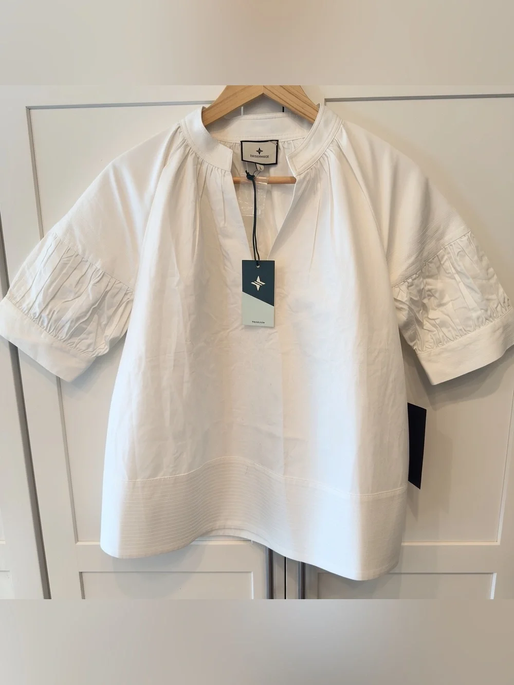 NWT Tuckernuck White Ruthie Split-Neck Puff Sleeve Blouse Size L - Picture 4 of 11